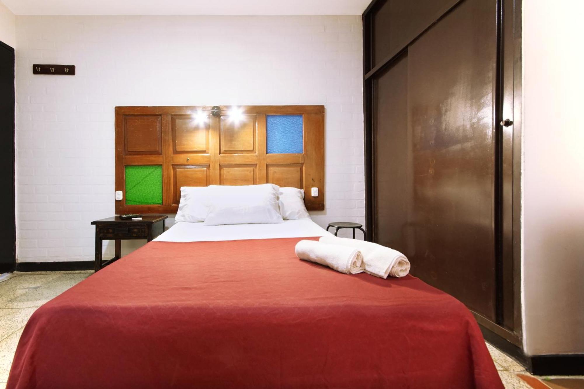 Ding-Dong Hostel كالي المظهر الخارجي الصورة