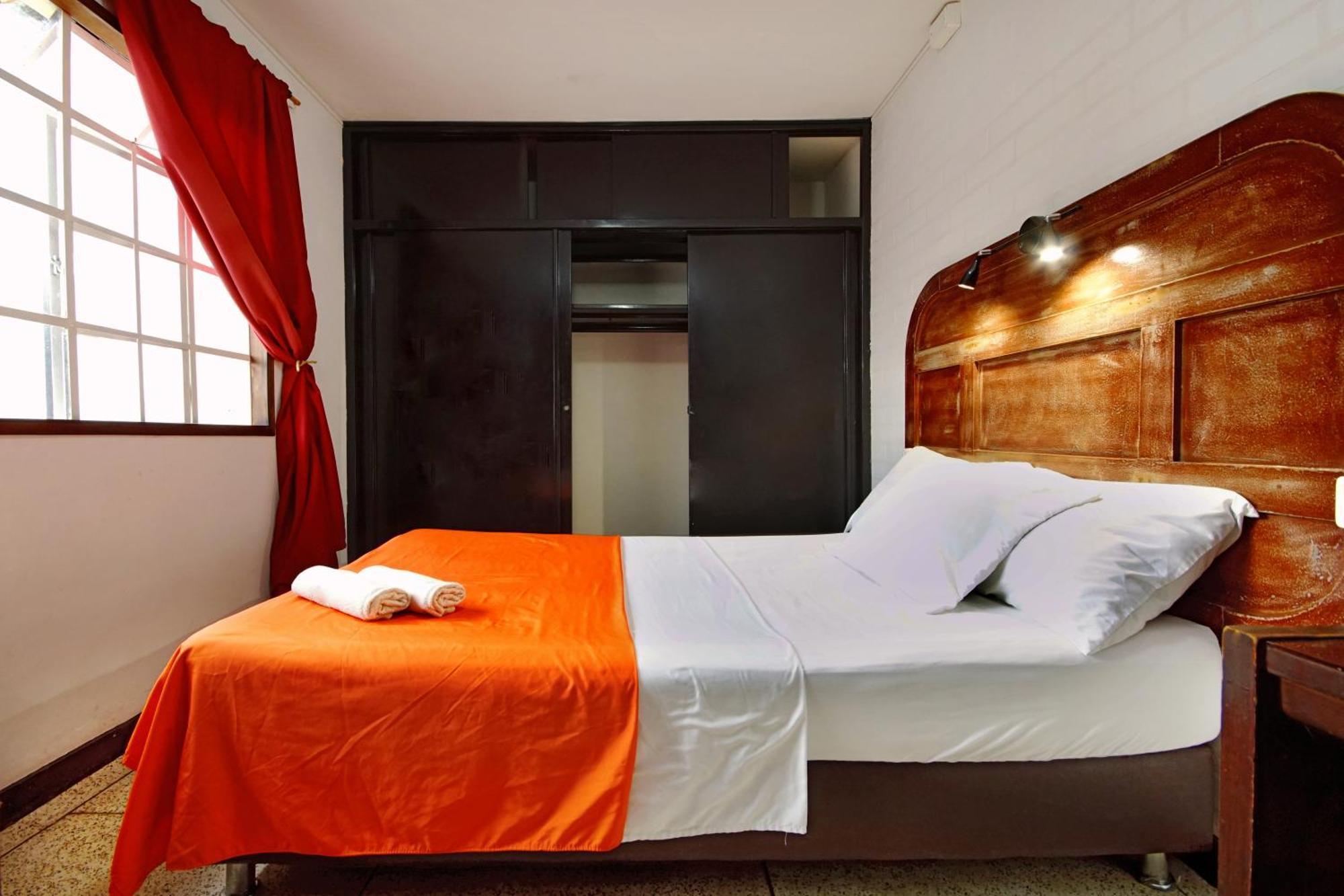Ding-Dong Hostel كالي المظهر الخارجي الصورة